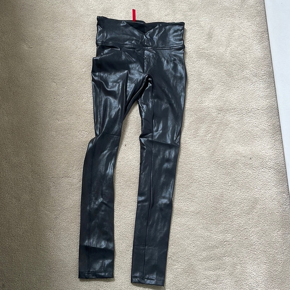 Spanx Faux Leather leggings